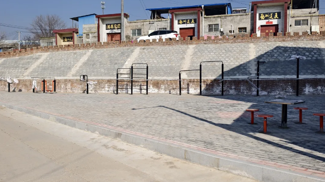 健身器材进乡村、农闲生活添活力——王窑村完善农村健身设施(图2) image.png